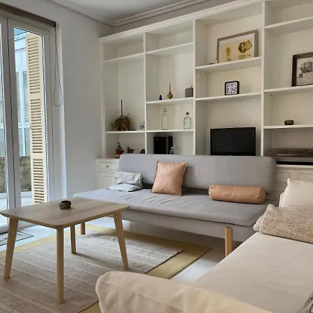 Luminoso En El Centro De Apartment